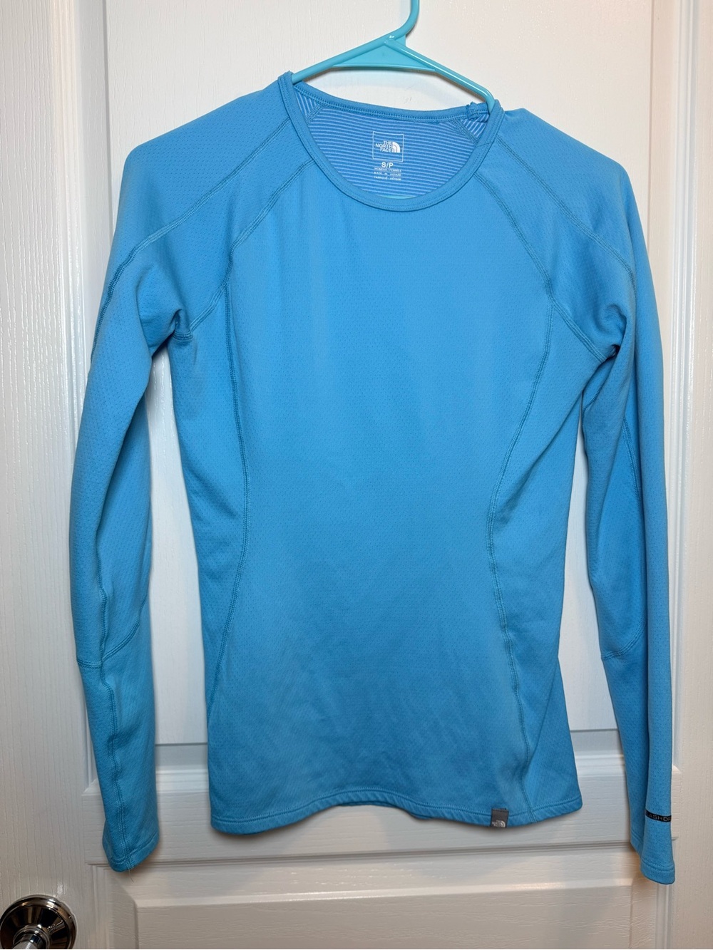 The North Face FlashDry Blue Long Sleeve Performance Top Small